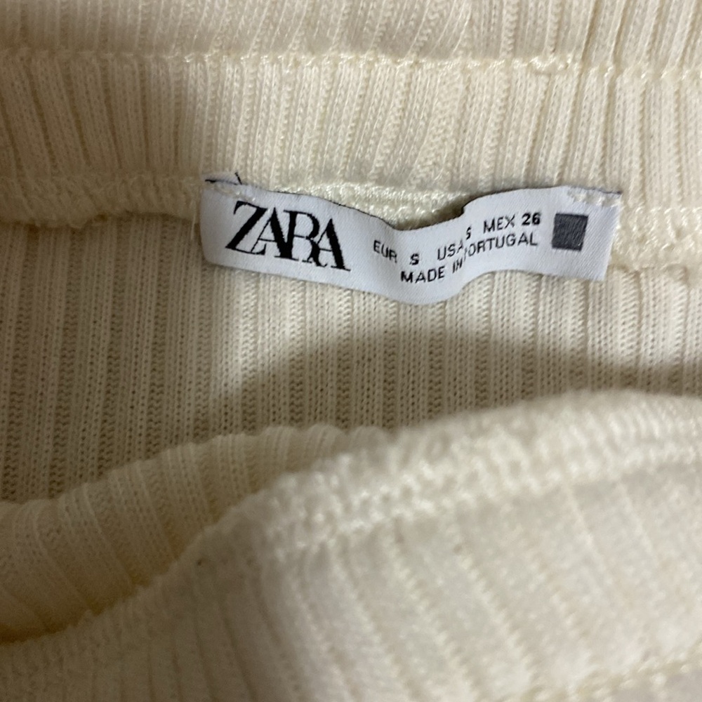 Zara Ribbed Skirt ๐ค - Picture 2 of 3